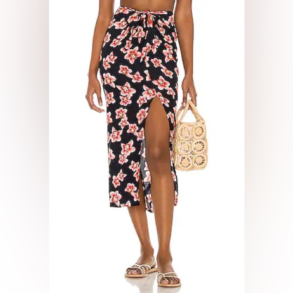 NWT ACACIA Rumi Silk Stretch Skirt in Isle